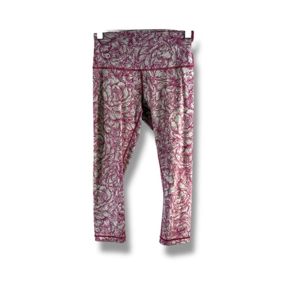 Lululemon Wunder Under Crop 21” in Floral Bloom White Star Ruby Size 6